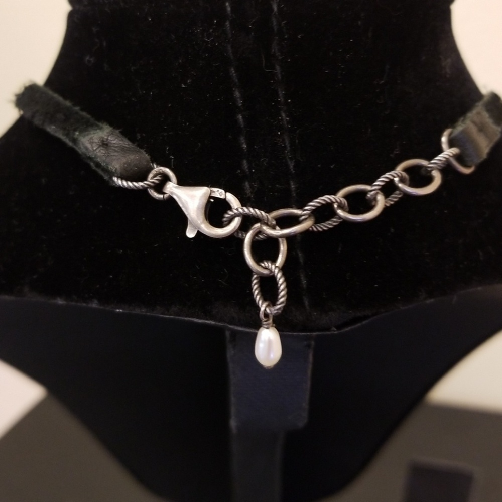 Neclace - Picture 4 of 5